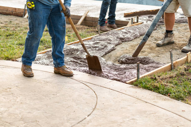Best Concrete Removal and Replacement in Westlake Vlage, IL